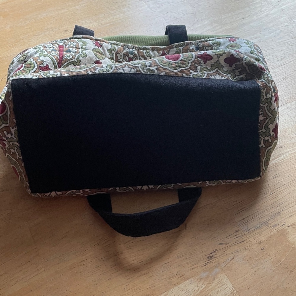 Madison Handbag - Picture 3 of 5
